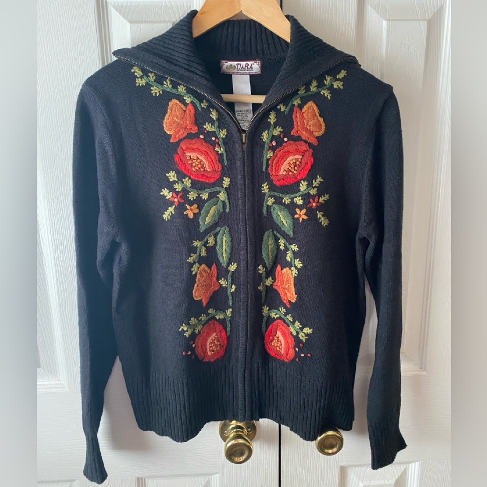 VTG Y2K TIARA‎ INTERNATIONAL Black Embroidered Boho Floral Zip Front Cardigan S